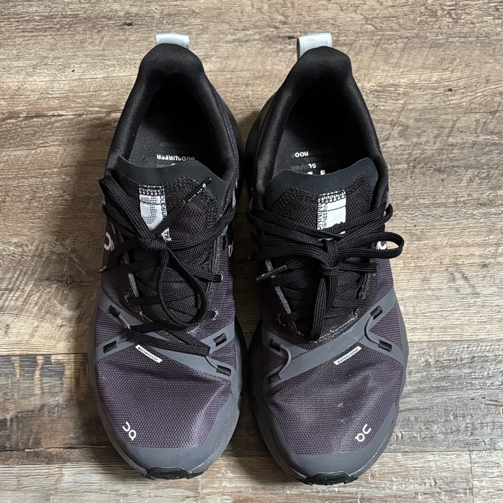 Women’s On Cloudsurfer Trail Waterproof (Size 9)